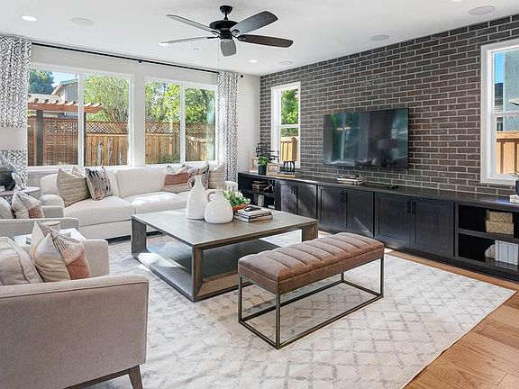 Homesite 2 Great Room