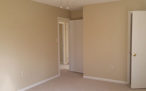 4th image of 29871 Gunther Dr