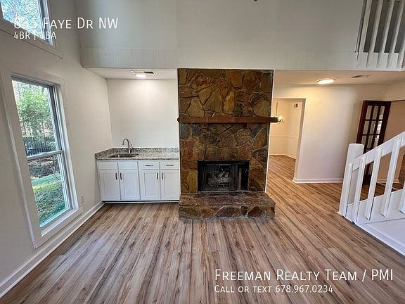 5th image of 835 Faye Dr NW