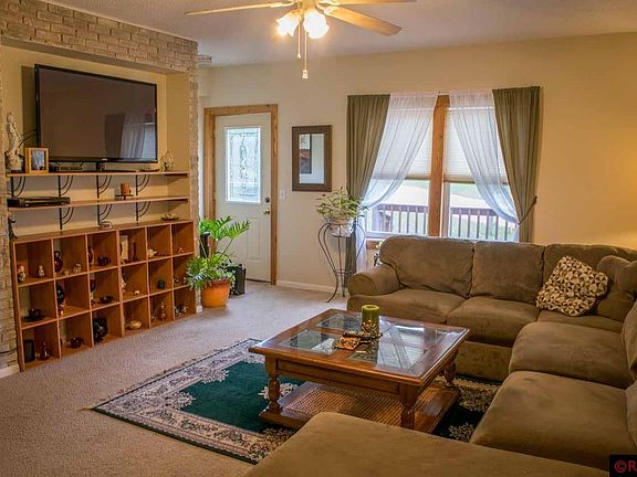 4th image of 207 Cathcart St
