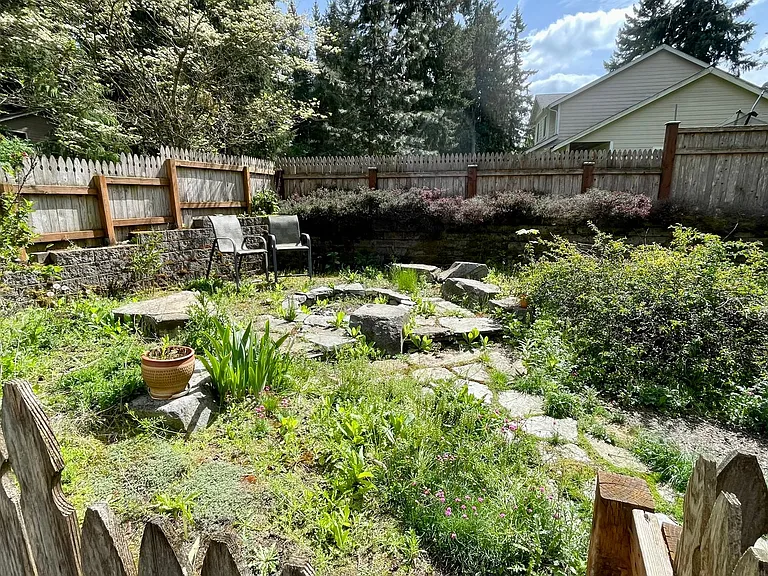 17535 Clear Lake Blvd SE — Photo 10