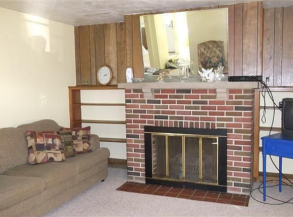 3rd image of 2113 Blake Ave
