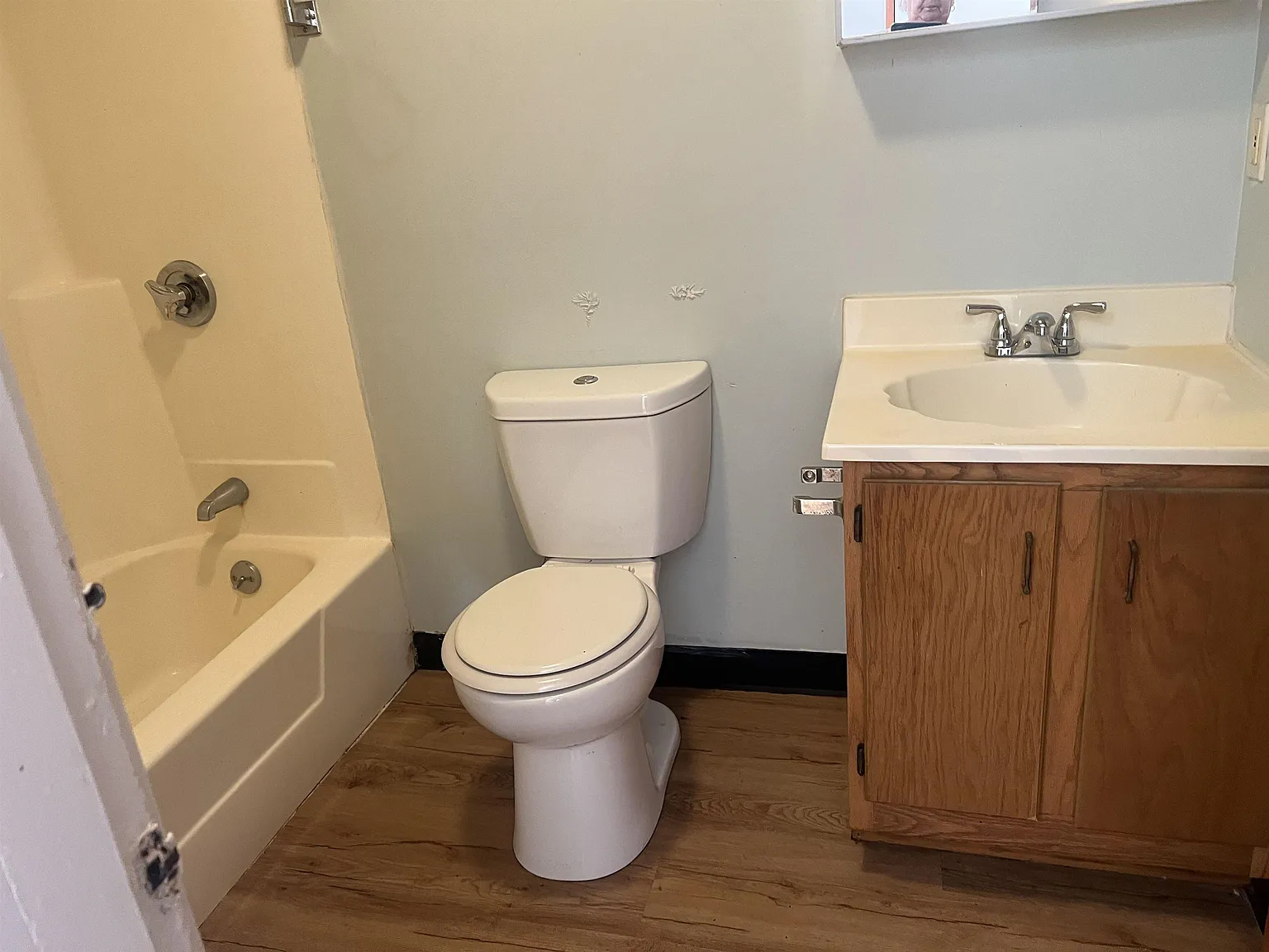 1 bed, 1.0 bath, 600 sqft, $1,150 — Photo 2