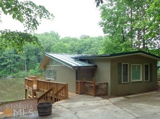 150 Lakeshore Dr, Roswell, GA 30075