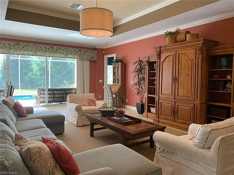 14780 Glen Eden Dr — Photo 5