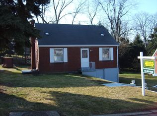 2661 Glenny Ln, West Mifflin, PA 15122