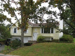 12 Gerald St, Norwich, NY 13815