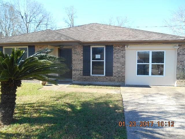 1st image of 131 Dianne Dr