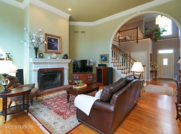 3rd image of 40640 N Gridley Dr