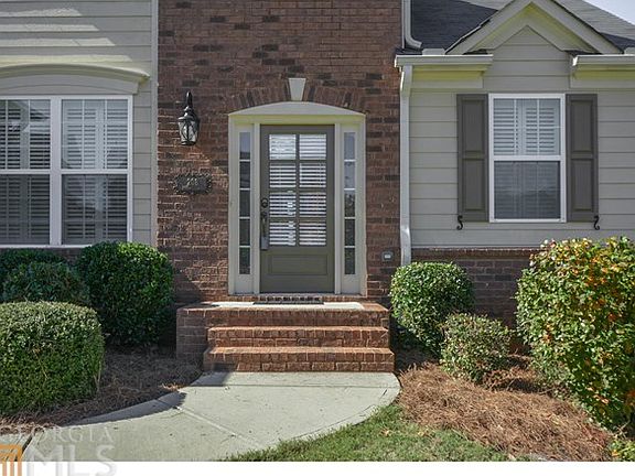 2nd image of 208 Roseman Way