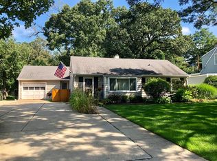 426 S Columbia St, Naperville, IL