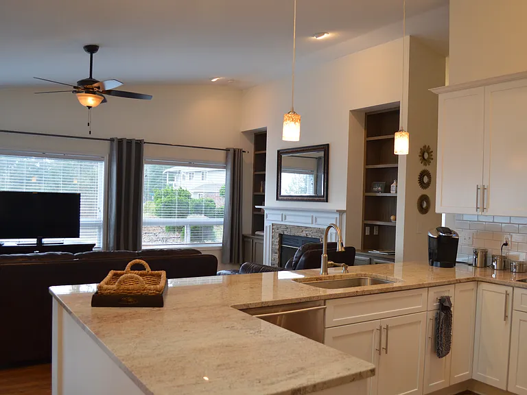 2832 Chambers Bay Dr — Photo 16