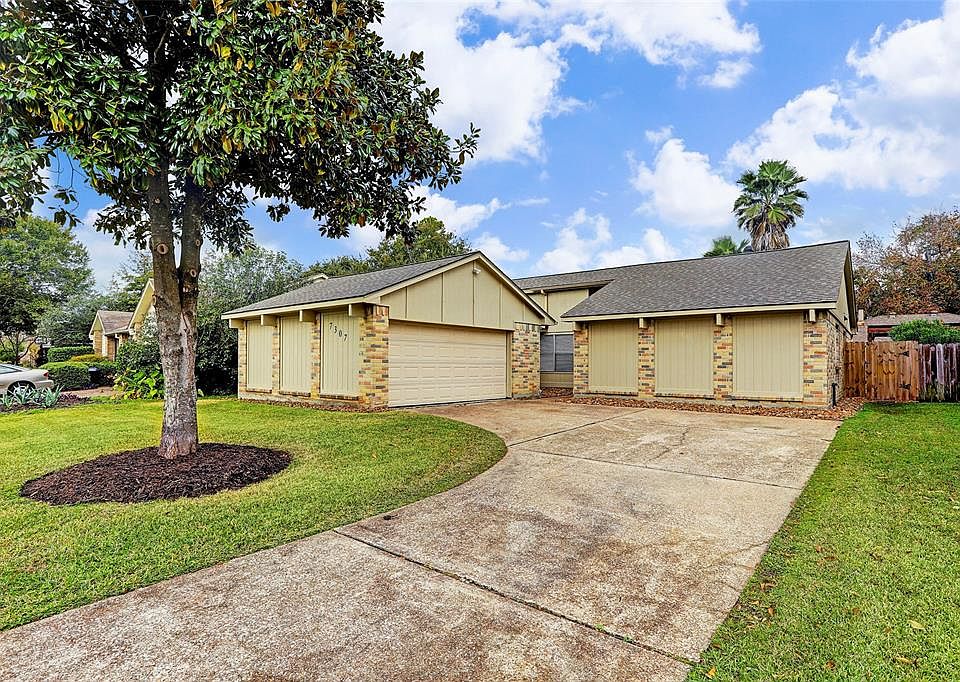 1st image of 7307 Blanco Pines Dr