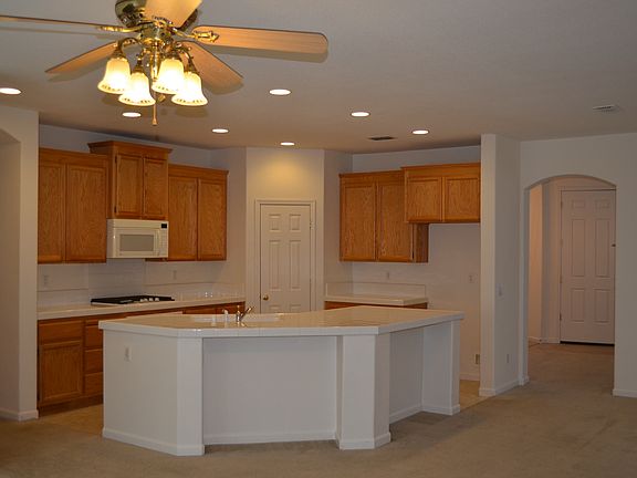5th image of 9571 Iris Meadow Way