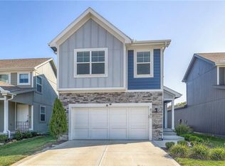 8780 SW 9th St, Blue Springs, MO 64064