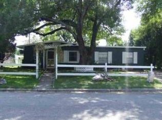 138 Galaxy Dr, San Antonio, TX 78227