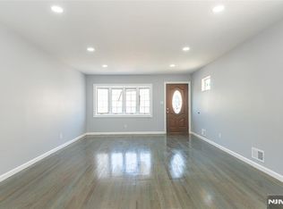 20 Isabella Ave, Bayonne, NJ 07002