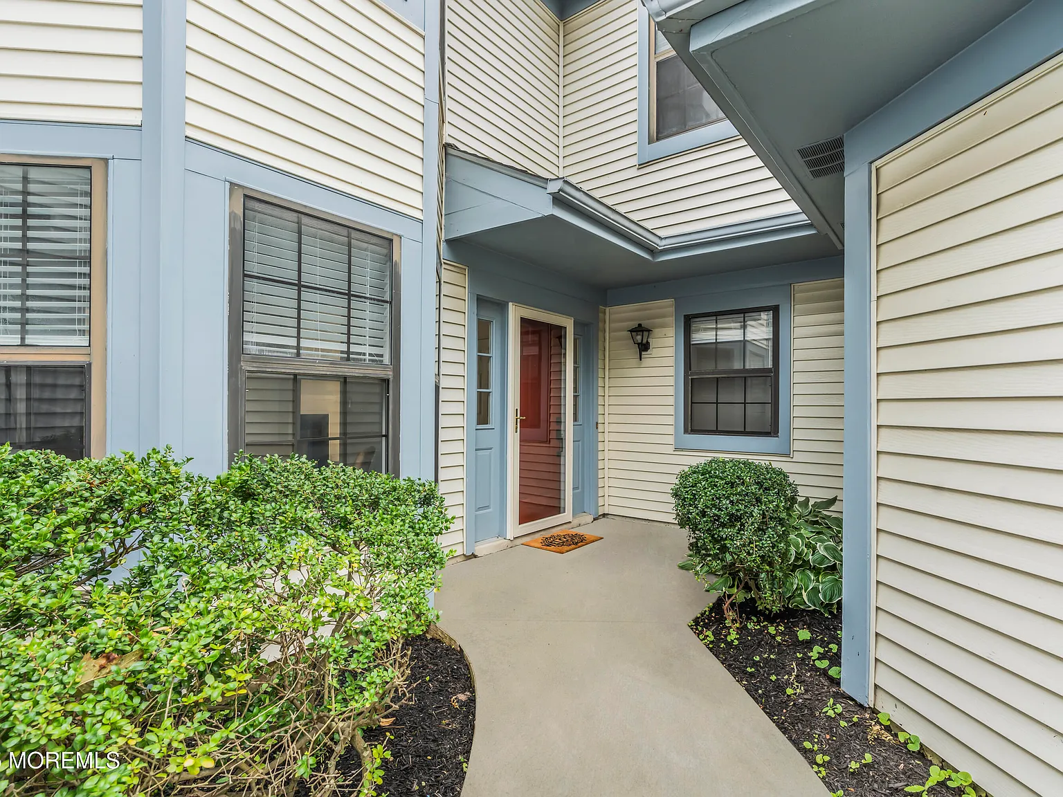 2 bed, 2.5 bath, 1481 sqft, $3,950 — Photo 4
