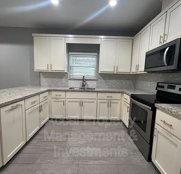 413 Downing Ave #2 — Photo 10