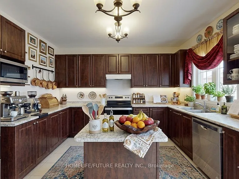 2 Jardine St — Photo 3
