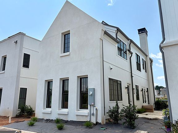 5th image of 300 Central Ave