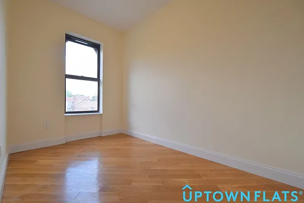 Rented by Uptown Flats LLC | media 10