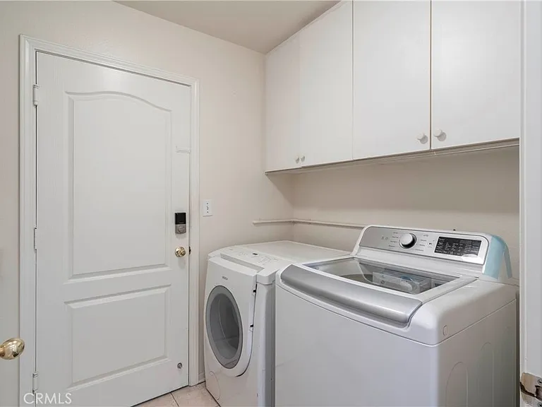 7371 Westcliff Dr — Photo 23