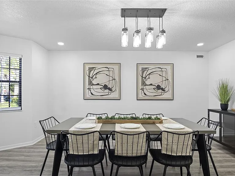 2540 Albany Dr — Photo 18