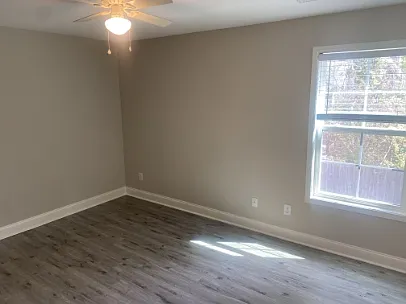 479 3rd Loop Road - 1 — Photo 3