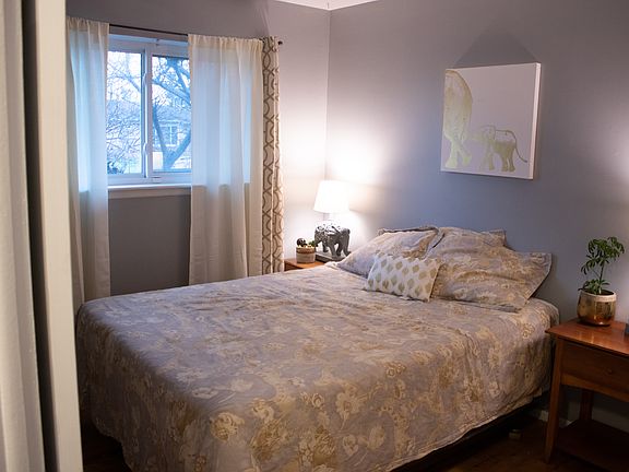 3rd image of 15867 Loreto St