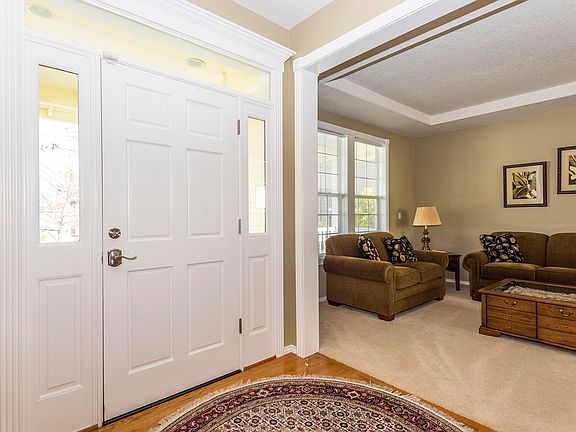 5th image of 13915 SW Aerie Dr