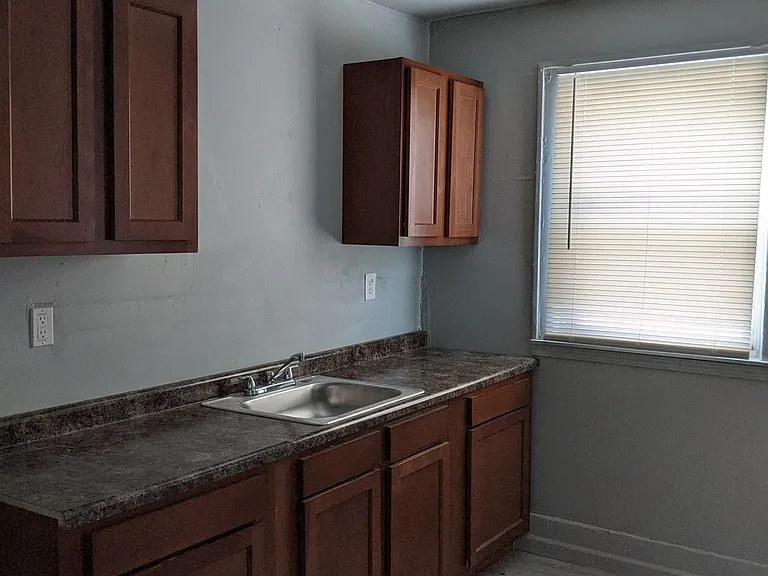 9342 Northlawn St — Photo 4