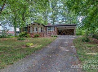 1851 Rhyne Land Rd, Lincolnton, NC 28092