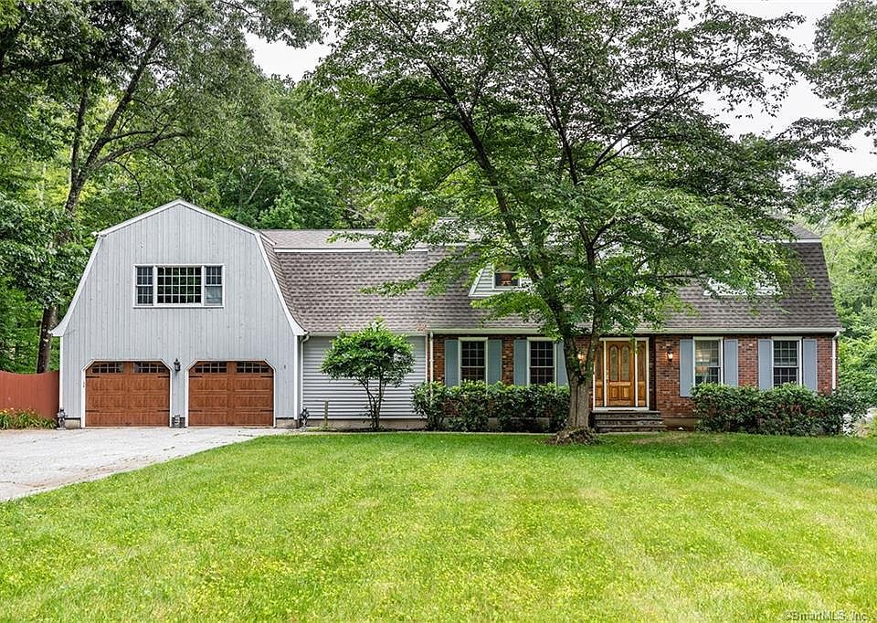 8 Dunsinane Rd, Brookfield, CT 06804 Zillow