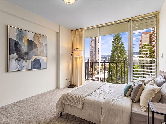 3rd image of 1610 Kanunu St APT 1008