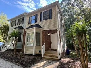 330 Scarlett Dr #B
