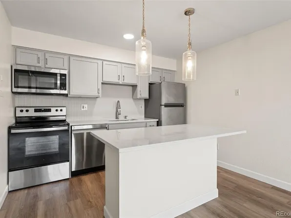 9170 E Arbor Circle #F, Englewood, CO 80111