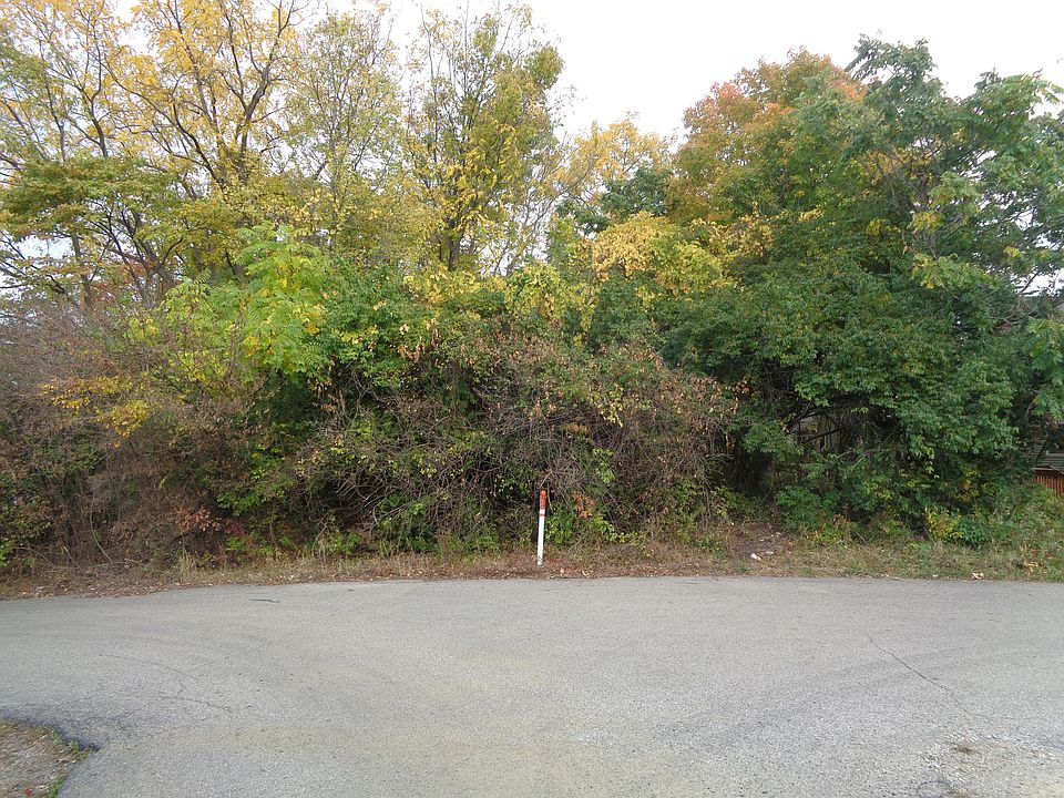 2nd image of 1509 N Yellow Springs St