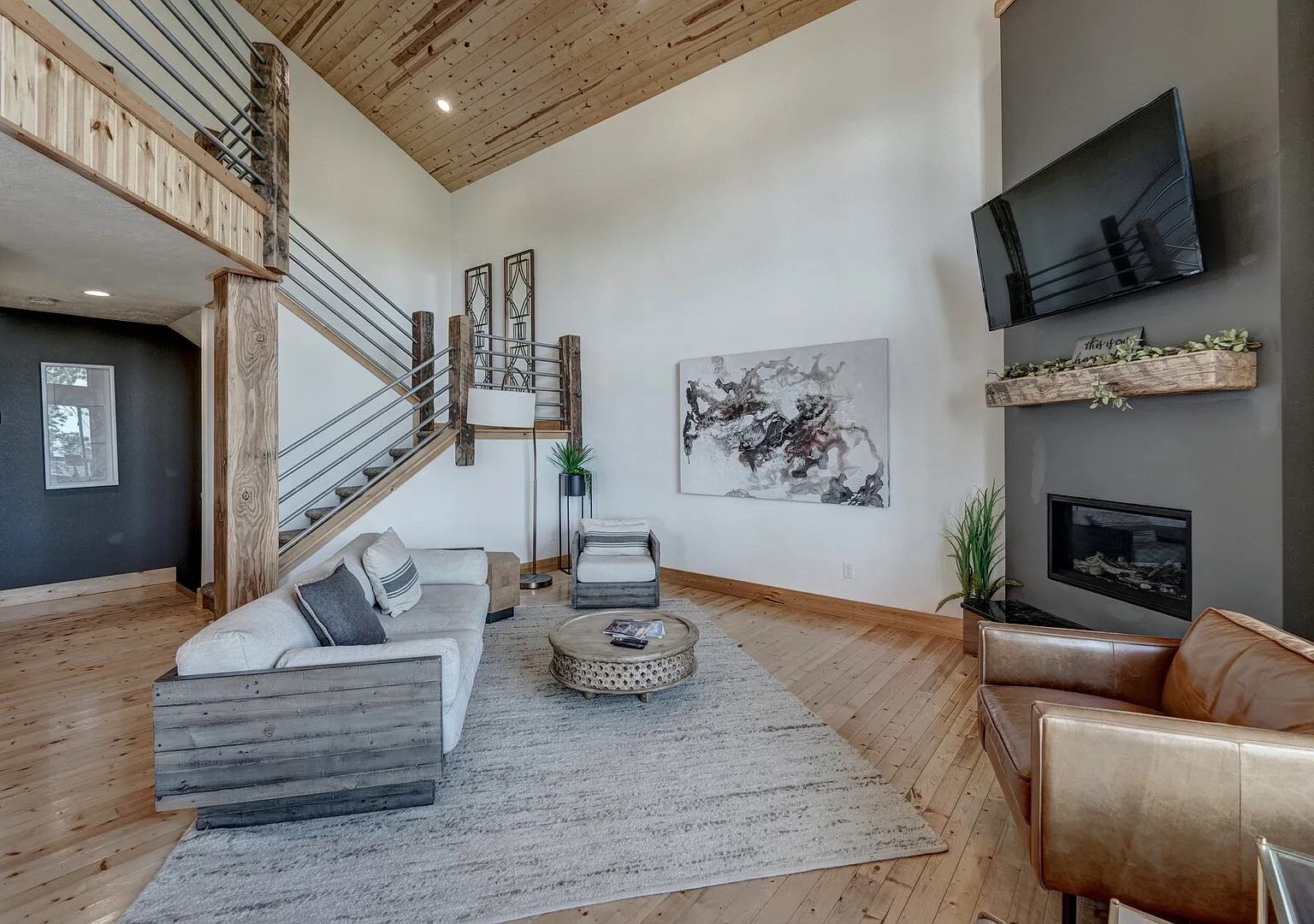 Missing Link Chalet at Terry Peak — Photo 3