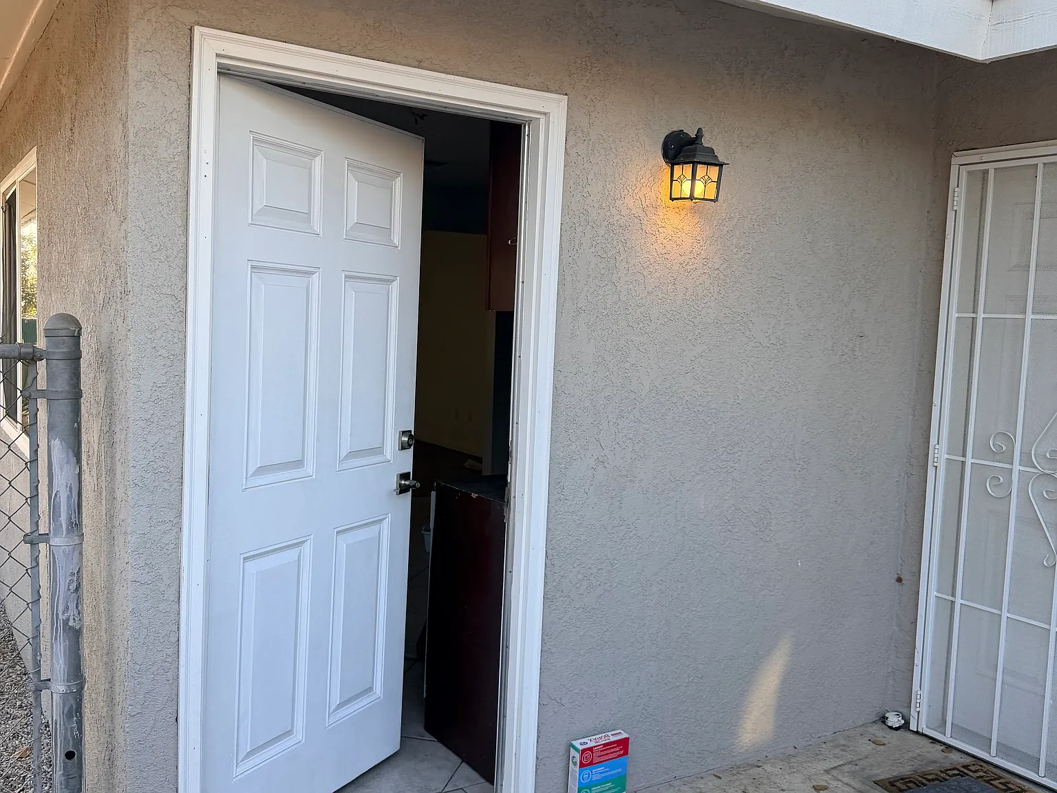 2 bed, 1250 sqft, $2,300 — Photo 4