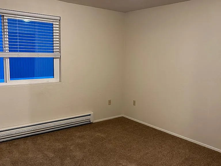 950 NW Sycamore Ave #11 — Photo 11