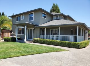 591 Peppertree Dr, Windsor, CA 95492