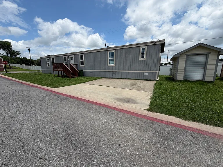 709 N Collins Fwy #180 — Photo 22