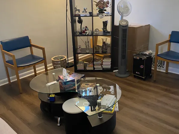 (undisclosed Address), Windsor, ON N9C 3L5