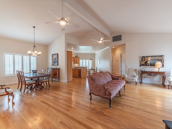 3rd image of 732 Oak Canyon Ct