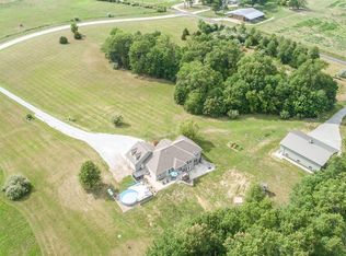 6320 N Hawk Rd, Columbia, MO 65202