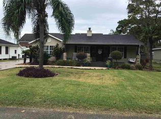 1824 Gary Ave, Nederland, TX 77627