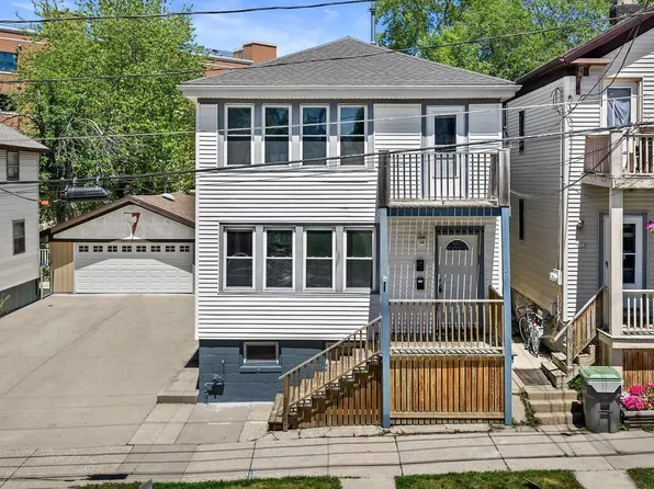 928 E Land PLACE #A, Milwaukee, WI 53202