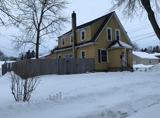 67 Oak St, Sheboygan Falls, WI 53085