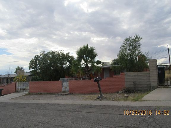 2nd image of 1710 S Via Arriba